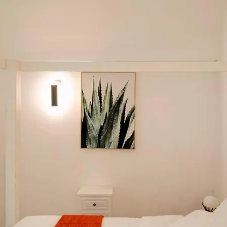 Willa Wei Ostuni